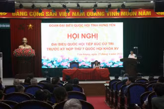Đoàn đại biểu Quốc hội tỉnh Hưng Yên tiếp xúc cử tri tại huyện Văn Giang, tỉnh Hưng Yên.