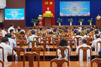Quang cảnh Hội nghị tuyên dương, tôn vinh các điển hình tiêu biểu năm 2022.