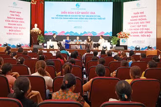 Hơn 300 đại biểu dự Diễn đàn cấp quốc gia và Hội thi thuyết trình về nhận diện và xóa bỏ tập tục văn hóa có hại, vai trò của thanh niên vùng đồng bào dân tộc thiểu số.
