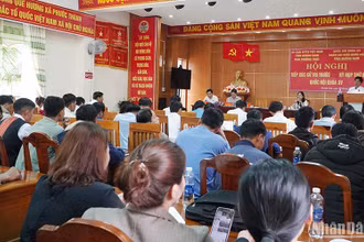Đoàn Đại biểu Quốc hội tỉnh Quảng Nam tiếp xúc cử tri tại huyện Phước Sơn (Quảng Nam) 