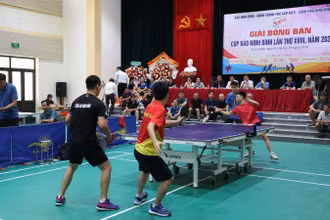 Một trận đấu trong khuôn khổ giải. (Ảnh: MINH QUANG)