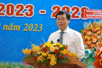 Bí thư Tỉnh ủy Đồng Tháp Lê Quốc Phong phát biểu tại đại hội. (Ảnh: HỮU NGHĨA)