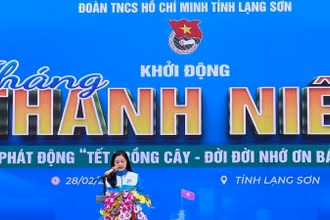 Bí thư Tỉnh đoàn Lạng Sơn, Định Thị Anh Thư phát động Tháng Thanh niên năm 2024.