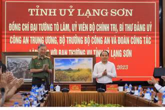 Đại tướng Tô Lâm, Ủy viên Bộ Chính trị, Bộ trưởng Công an làm việc với Ban Thường vụ Tỉnh ủy lạng Sơn.