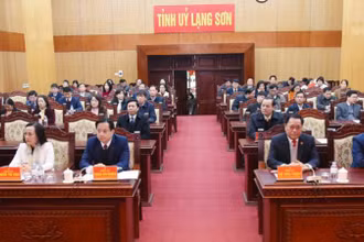 Lãnh đạo chủ chốt của tỉnh Lạng Sơn dự hội nghị công bố các quyết định về sắp xếp tổ chức bộ máy và công tác cán bộ.