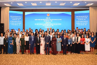 Các đại biểu tham dự sự kiện.