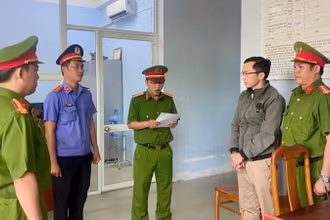 Cơ quan Công an bắt đối tượng.