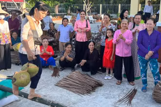 Nhiều hoạt động sôi nổi tại Ngày hội đại đoàn kết toàn dân tộc ở tỉnh Bến Tre.