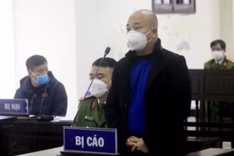 Nguyễn Xuân Đường, tức Đường “Nhuệ” tại tòa.