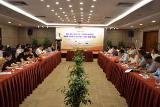 Diễn đàn “Báo chí - Doanh nghiệp đồng hành vì sự phát triển bền vững”.