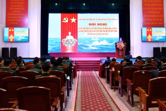 Các đại biểu tham gia thảo luận tại hội nghị.