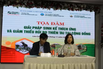 Tọa đàm "Giải pháp sinh kế thích ứng và giảm thiểu rủi ro thiên tai cộng đồng" tại Lào Cai. (Ảnh: MÙA XUÂN)