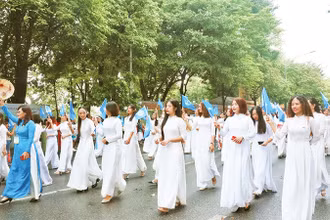 Các cấp Hội Phụ nữ đang tích cực xây dựng, giữ gìn hình ảnh phụ nữ Thủ đô văn minh, thanh lịch. 