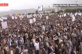 [Video] Mỹ và lực lượng Houthi đạt thỏa thuận ngừng không kích lẫn nhau