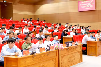 Toàn cảnh kỳ họp.