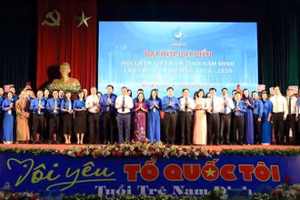 Lãnh đạo tỉnh Nam Định và Trung ương Hội Liên hiệp Thanh niên Việt Nam chúc mừng Ủy ban Hội Liên hiệp Thanh niên Việt Nam tỉnh Nam Định khóa 6, nhiệm kỳ 2024-2029.