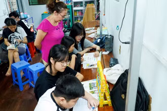 Lớp học của cô Hiếu.