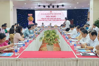 Quang cảnh hội nghị.
