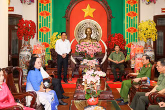 Quang cảnh buổi thăm, chúc Tết.