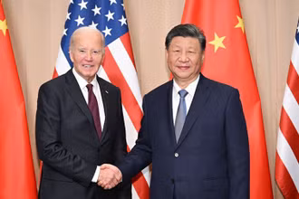 Chủ tịch Trung Quốc Tập Cận Bình gặp Tổng thống Mỹ Joe Biden. (Ảnh: Tân Hoa Xã)