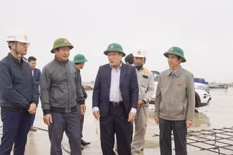 Đồng chí Hà Sỹ Đồng kiểm tra công tác giải phóng mặt bằng Dự án Cảng hàng không Quảng Trị.