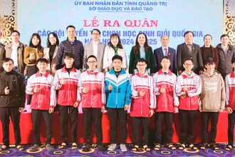 100% học sinh đội tuyển môn Tin học đạt giải tại Kỳ thi học sinh giỏi quốc gia năm học 2024-2025 .