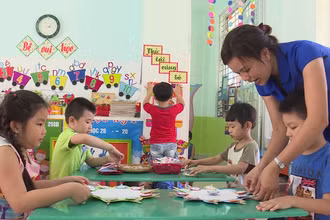Một tiết học ở Trường Mẫu giáo Lý Tự Trọng, Nha Trang. (Ảnh: PHONG NGUYÊN)