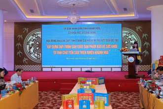 Quang cảnh buổi nghiệm thu, đánh giá đề tài.
