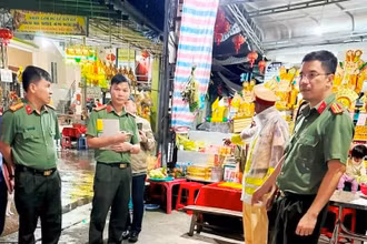 Lãnh đạo Công an Hà Tĩnh có mặt tại hiện trường trực tiếp chỉ đạo các đơn vị nghiệp vụ điều tra, xử lý nghiêm vụ việc theo quy định của pháp luật.