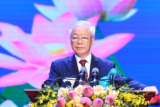 Tổng Bí thư Nguyễn Phú Trọng phát biểu tại Lễ kỷ niệm 60 năm Ngày thiết lập quan hệ ngoại giao, 45 năm Ngày ký Hiệp ước Hữu nghị và Hợp tác Việt Nam-Lào ngày 18/7, tại Hà Nội. (Ảnh: Đăng Khoa)