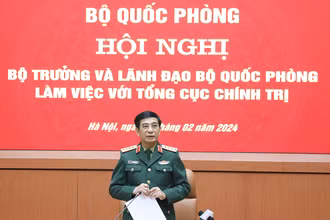 Đại tướng Phan Văn Giang phát biểu ý kiến tại hội nghị.