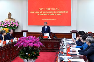Tổng Bí thư Tô Lâm chủ trì buổi làm việc với Ban cán sự đảng Bộ Tư pháp. (Ảnh: ĐĂNG KHOA)