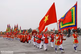 Rước kiệu về Đền Hùng là nét đẹp văn hóa của người dân đất Tổ trong dịp Giỗ Tổ Hùng Vương.