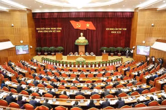 Kết luận của Bộ Chính trị về xây dựng kết cấu hạ tầng đồng bộ nhằm đưa nước ta cơ bản trở thành nước công nghiệp theo hướng hiện đại