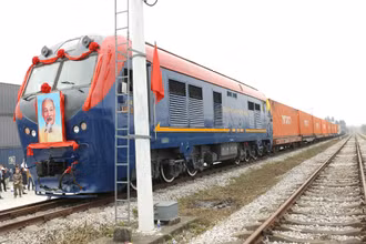 Chuyến tàu liên vận quốc tế chở hàng đầu tiên khởi hành từ ga Kép sang Trung Quốc.