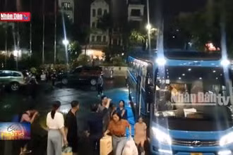 Quận Tây Hồ khẩn trương di dời người dân để tránh lũ