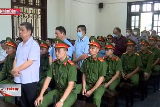 Tuyên phạt các bị cáo khai thác và tiêu thụ trái phép quặng