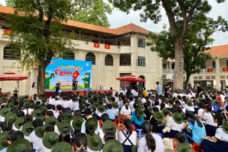 Quang cảnh Vòng chung kết giải Lê Quý Đôn trên ấn phẩm Khăn Quàng Đỏ lần thứ 26.
