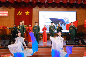 Các tiết mục trình diễn tại liên hoan nghệ thuật. 