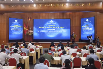Toàn cảnh lễ phát động.