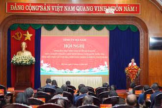 Toàn cảnh hội nghị.