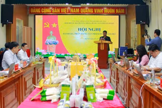 Quang cảnh hội nghị đánh giá, phân hạng sản phẩm OCOP thành phố Hà Nội năm 2023.