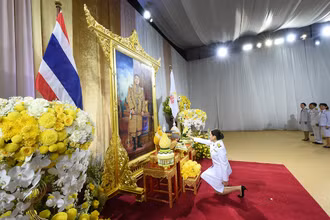 Bà Paetongtarn Shinawatra tại lễ đón nhận Sắc lệnh Hoàng gia bổ nhiệm Thủ tướng thứ 31 của Thái Lan. (Ảnh: Văn phòng Chính phủ Thái Lan)