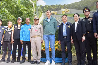 Thủ tướng Thái Lan Srettha Thavisin thị sát dự án phát triển hạ tầng giao thông tại Phuket. (Ảnh: thaigov.go.th)