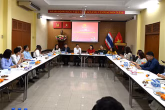 Toàn cảnh lễ Kỷ niệm 95 năm Ngày thành lập Đảng tại Thái Lan.