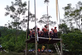 Nghi lễ cấp sắc 12 đèn của đồng bào dân tộc Dao tại xã Hoa Thám, huyện Nguyên Bình, tỉnh Cao Bằng. (Ảnh Đăng Anh)