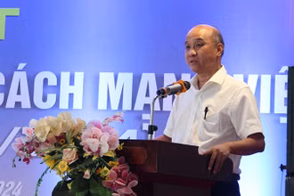 Phó Chủ tịch Ủy ban nhân dân thành phố Đà Nẵng Lê Quang Nam phát biểu.