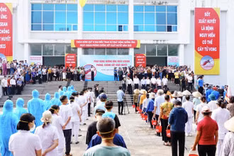 Toàn cảnh lễ phát động.