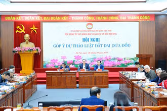 Hội nghị góp ý dự thảo Luật Đất đai (sửa đổi).
