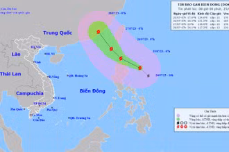 Vị trí và hướng di chuyển của bão Doksuri. (Nguồn: nchmf.gov.vn)